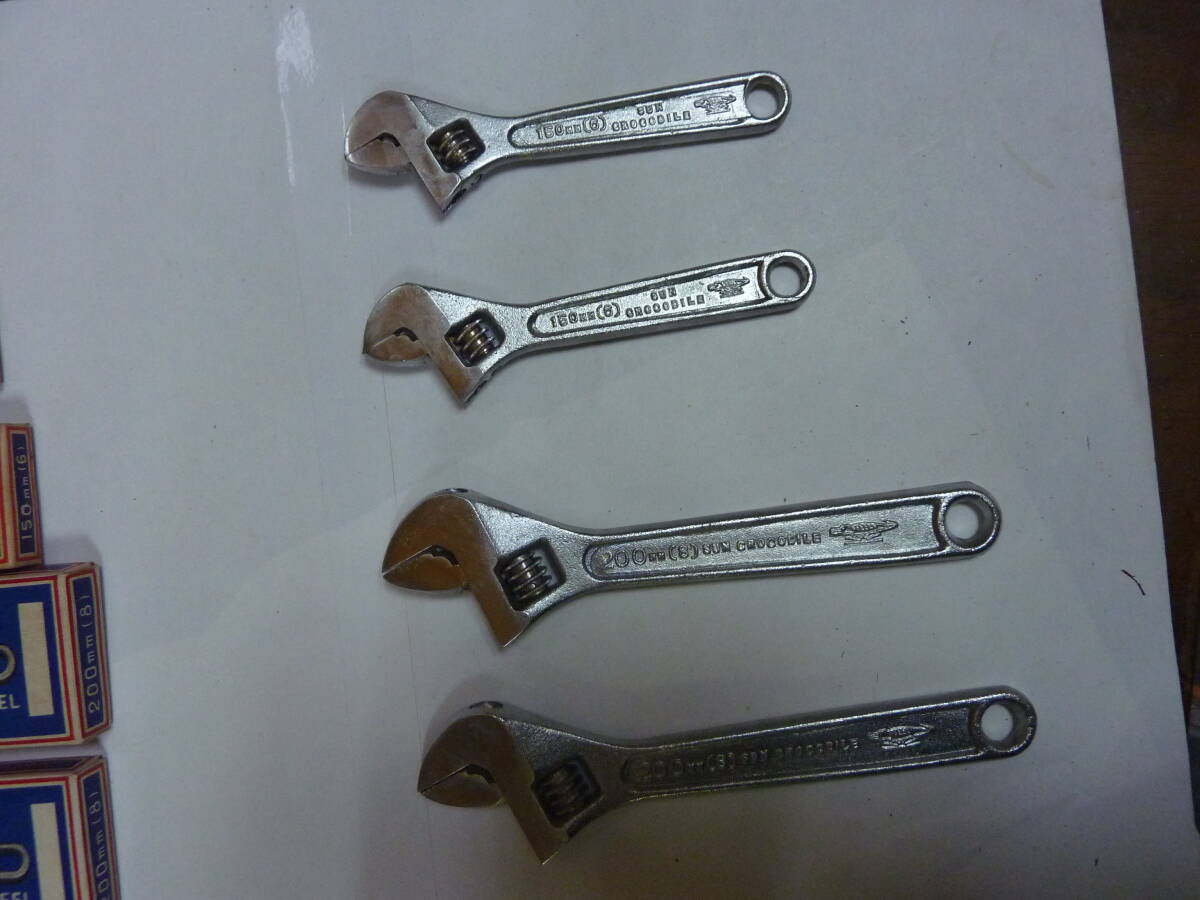 [ アングル レンチ ANGLE WRENCH / GUARANTEED サンクロコダイル ]200㎜(8)+150㎜(6) ４本セット 日本製 未使用品 外箱経年劣化有 送料無料_画像4