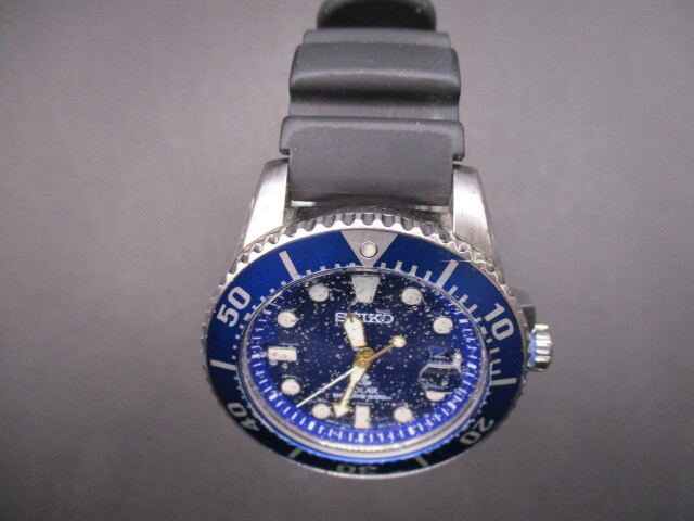 中古腕時計260【SEIKO】 V157-0BT0 セイコー ソーラー　プロスペックス ダイバー200M　デイト 青文字盤 _画像3