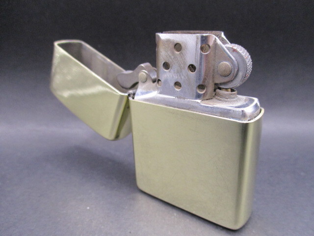 中古ライター22【ZIPPO】 ジッポ Armor アーマー ソリッドブラス SOLID BRASS 真鍮 2022年製_画像8