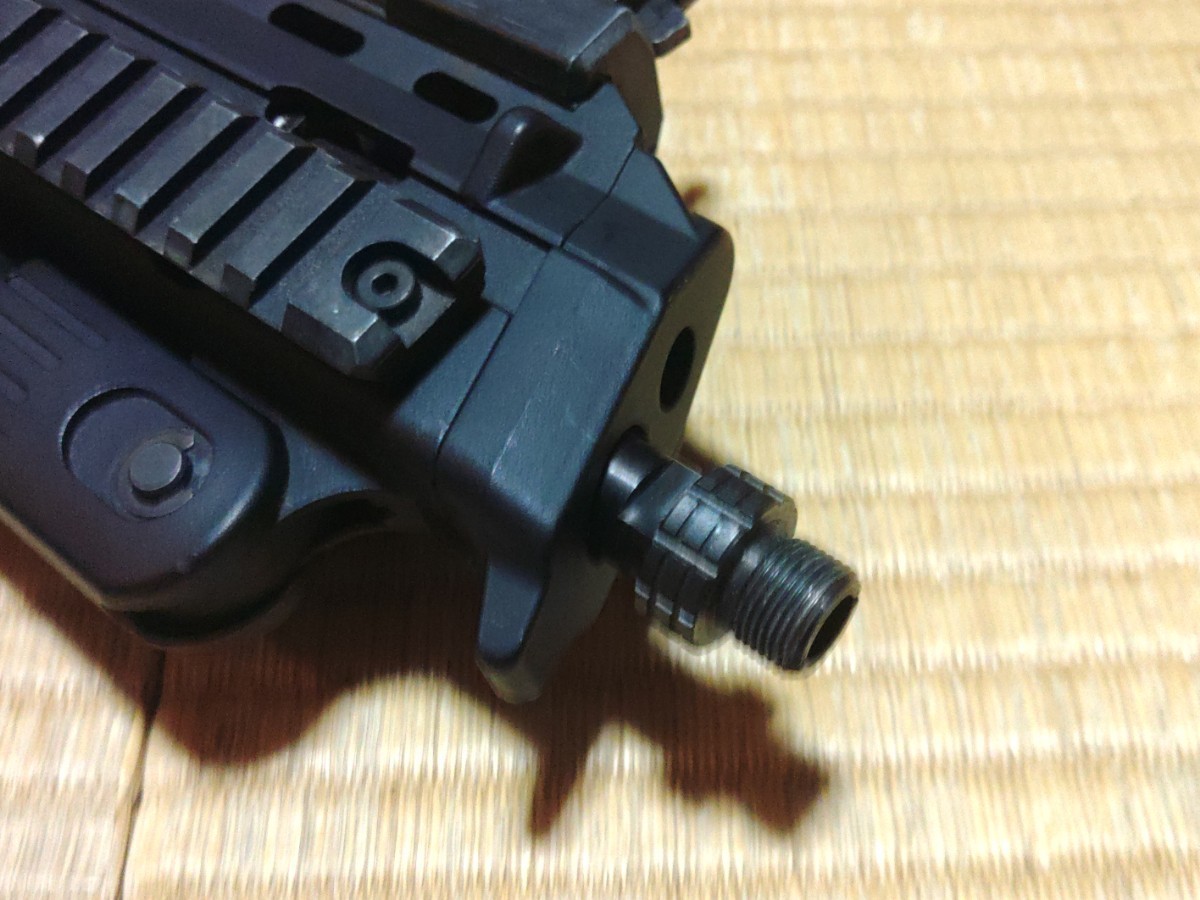 東京マルイ Hk MP7 PDW GBB 予備マガジン6本 aimpointタイプ COMP-M4 ドットサイト ドイツ マグプル MS2スリング_画像5