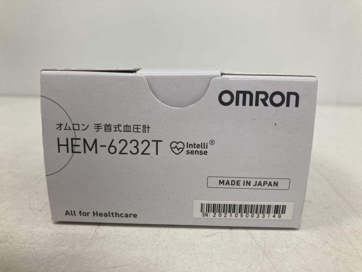 OMRON オムロン 手首式血圧計 HEM-6232T Bluetooth ブラック 未使用品_画像4