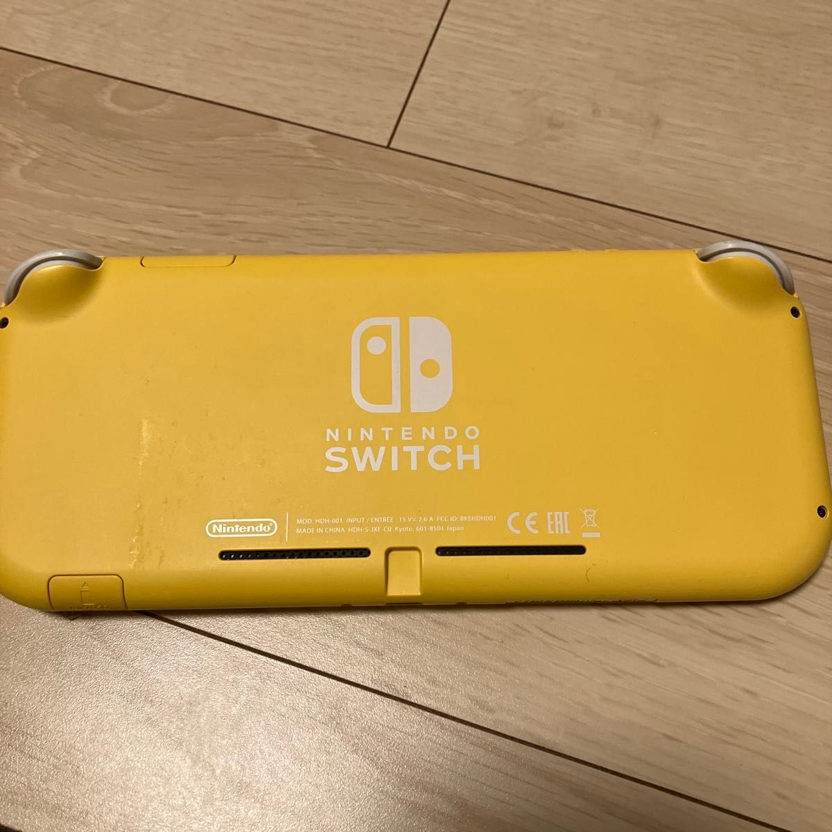 Nintendo Switch Lite イエロー