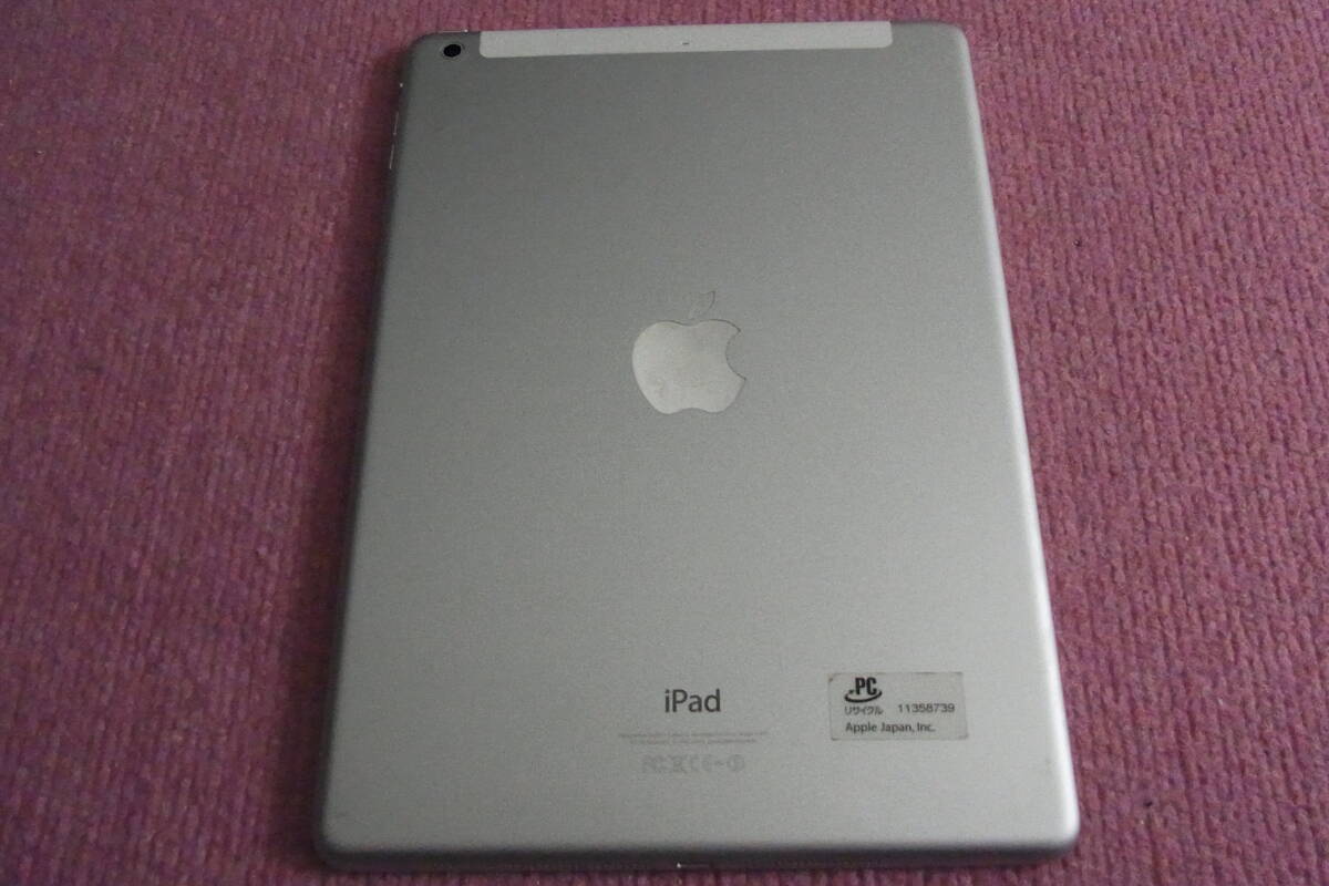 中古品 iPad Air A1475 シルバー 16GB SB　ジャンク扱_画像2