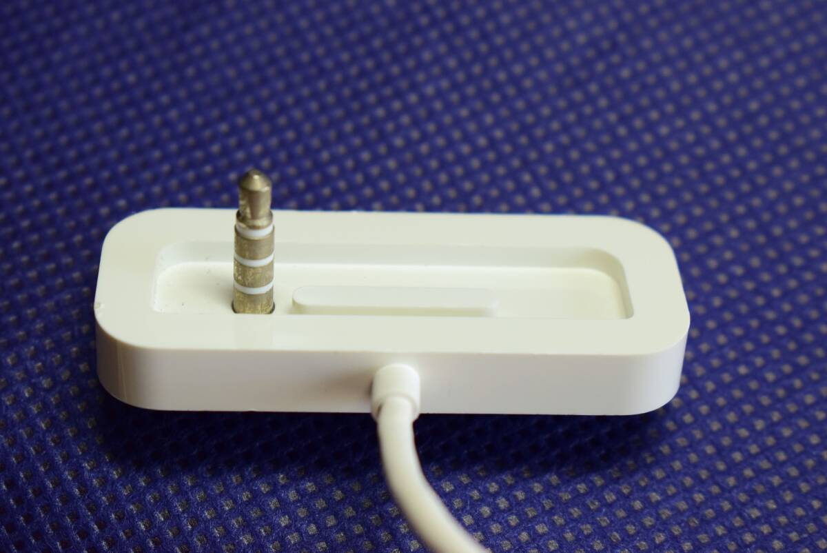 純正 Apple アップル iPod shuffle 第2世代 転送 dock USBケーブル 充電器 ケーブル Cable コード_画像2
