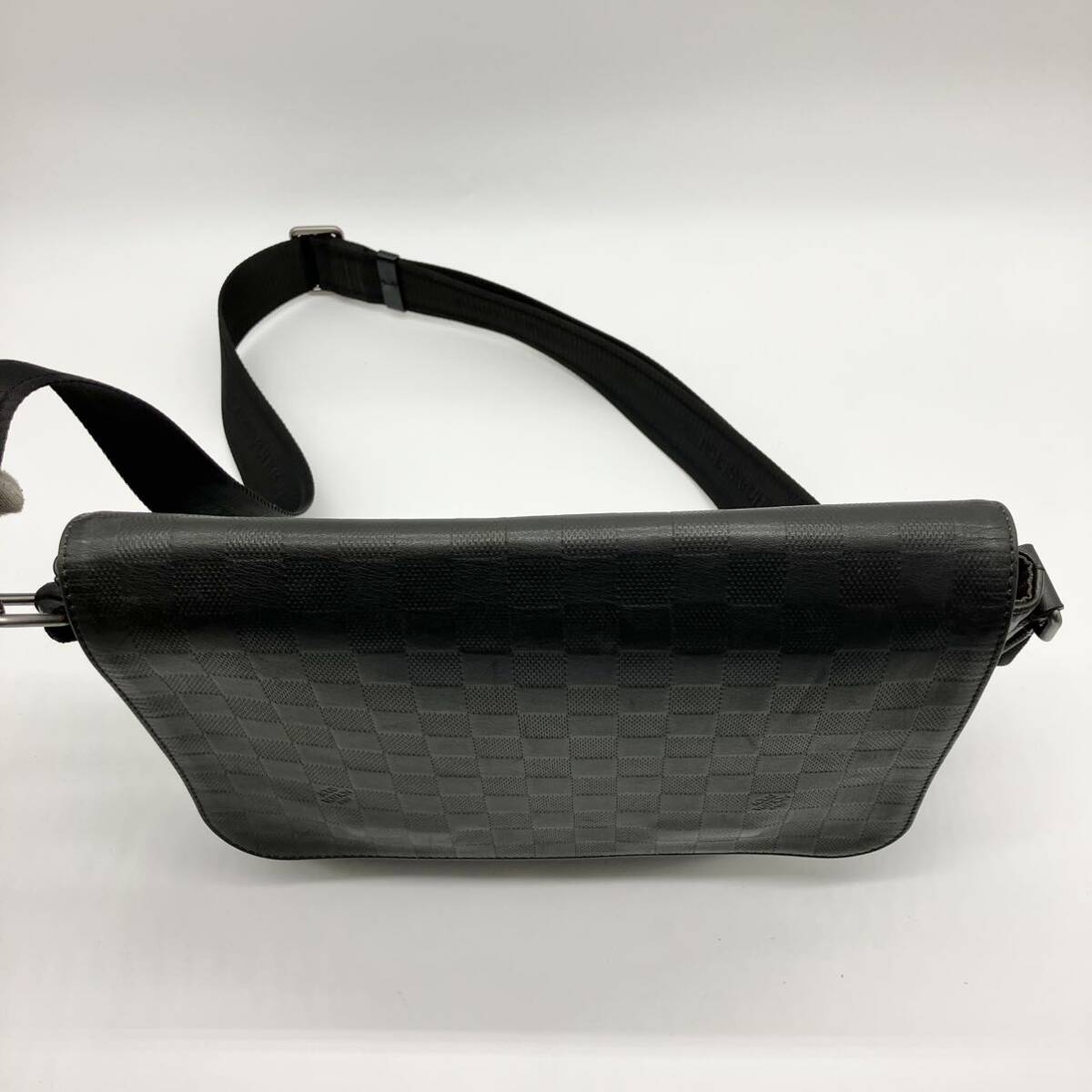 1円〜 【美品】　LOUIS VUITTON ルイヴィトン　ダミエアンフィニ　ディストリクト　PM ショルダーバッグ メッセンジャーバッグ　ブラック　_画像4