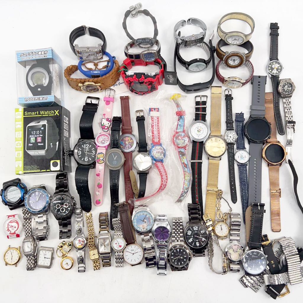 ジャンク 腕時計 まとめ売り 大量 メーカー ブランド ファッション クォーツ デジタル アナログ パーツ 色々 50個 ベルトなどのパーツ入の画像1