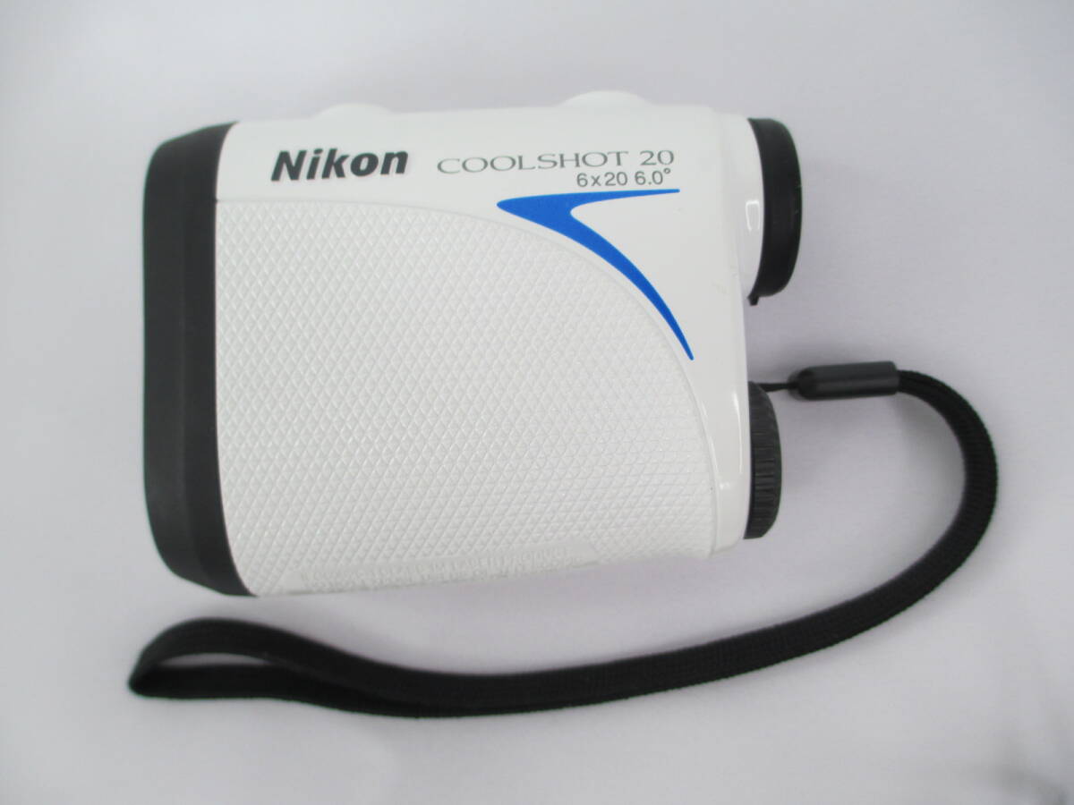 P2-2【美品 中古】 Nikon ニコン Coolshot20 ゴルフ レンジファインダー ホワイト 専用ケース付 レーザー距離計の画像2