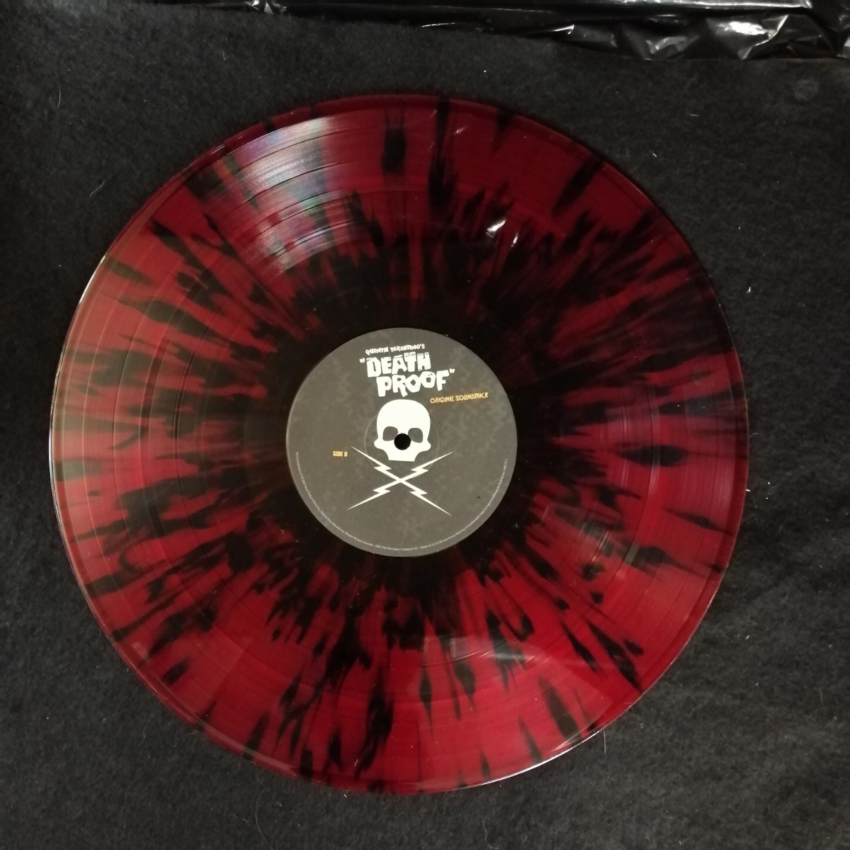 D03 中古LP 中古レコード サントラ　DEATH PROOF デスプルーフ クウェンティンタランティーノ US盤 赤黒スプラッタービニール 106172-1_画像7