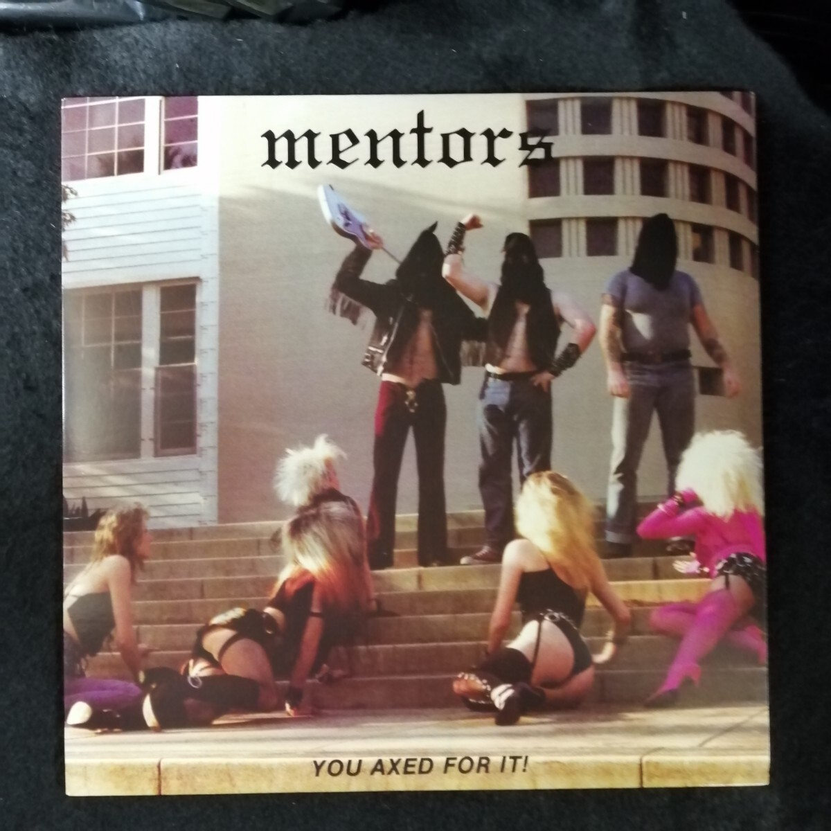 D03 中古LP 中古レコード　MENTORS you axed for it! 　US盤　ピンクマーブルビニール+7inch ボーナスディスク付き500枚限定　HRHM _画像1