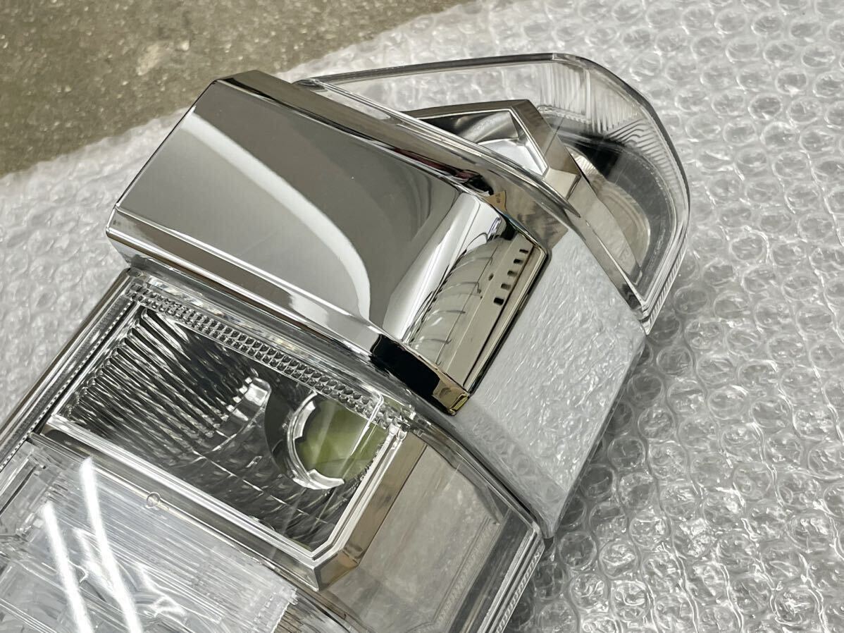 送料込み!【美品】ホンダ N-BOX スラッシュ JF1 JF2 純正 右 テールランプ D106 33500-TDE-N012-M1 LED点灯OK