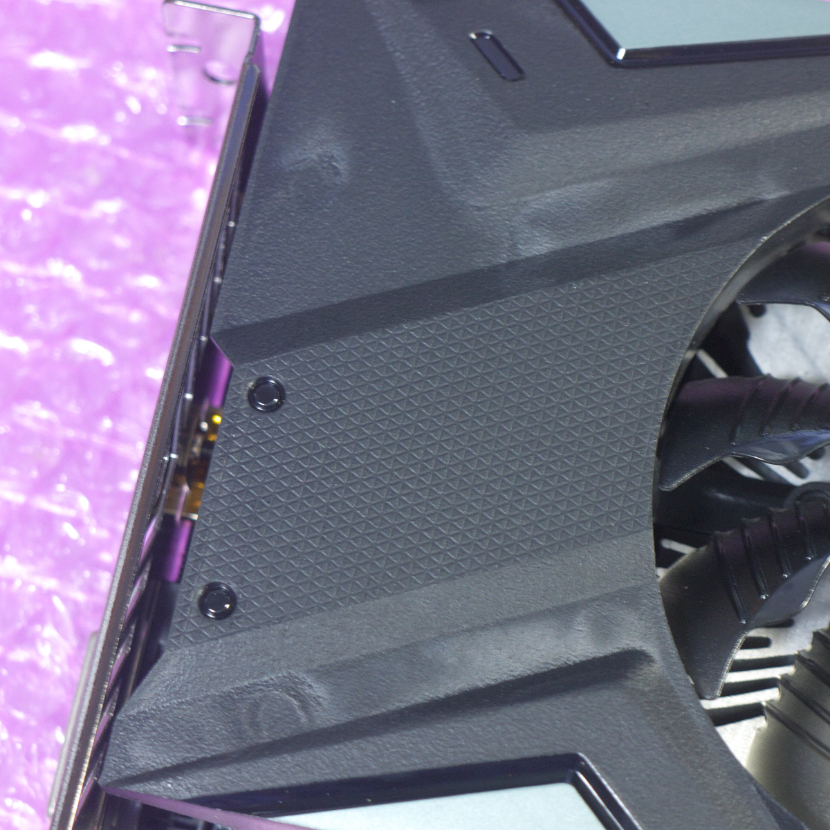 GIGABYE GeForce GTX 1650 GDDR6 4GB PCI-E ビデオカード (GV-N1656OC-4GD)の画像5
