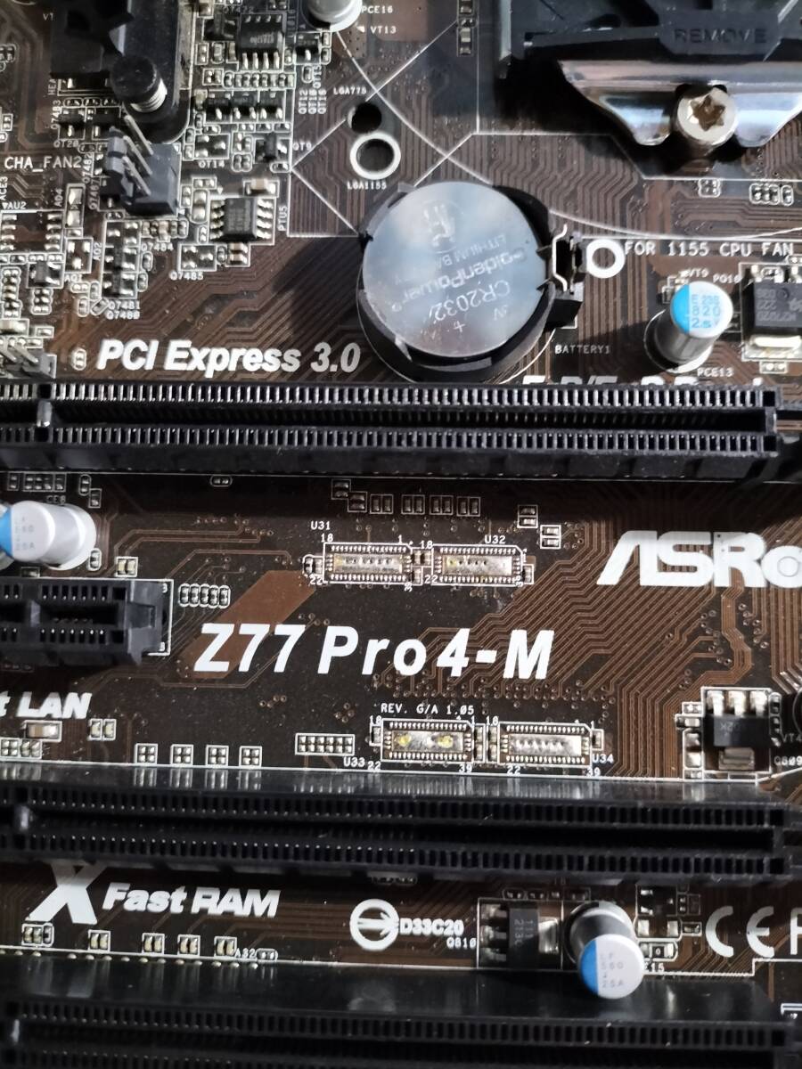 ★ASRock　Z77 Pro4-M LGA1155 Ｚ77 MATX●マザーボード_画像3