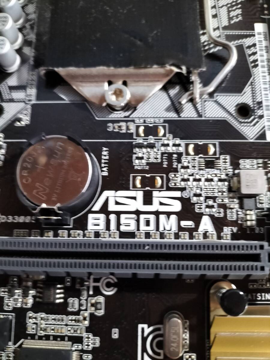 ★ASUS B150M-A LGA1151 B150 MATX●マザーボード_画像3