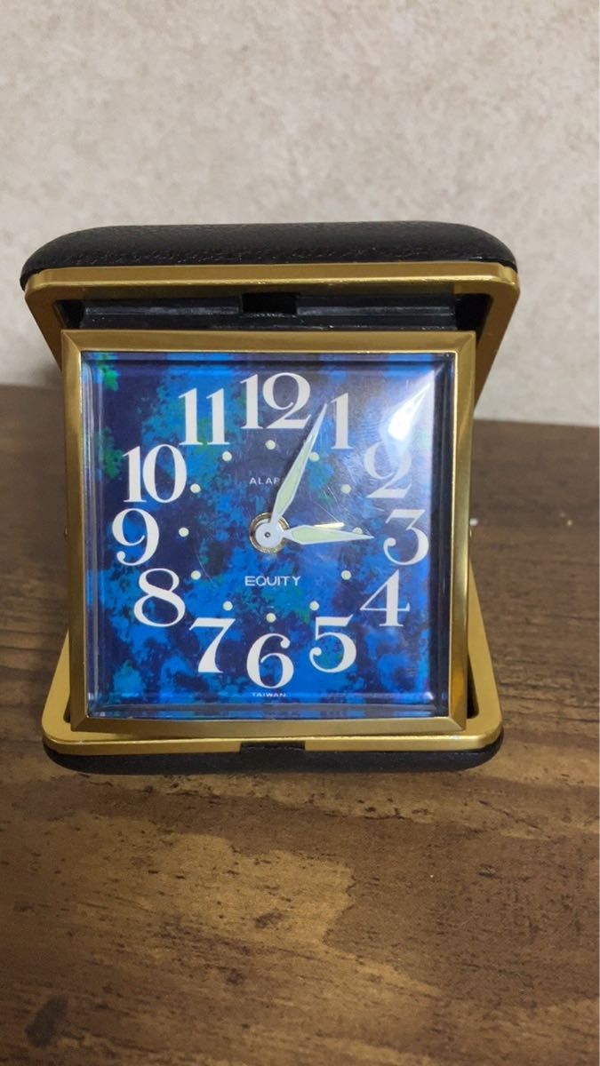 【動作確認済/昭和レトロ/当時物】アメリカ EQUITY社 手巻き式時計/目覚まし機能付トラベルクロック/折りたたみ式置き時計