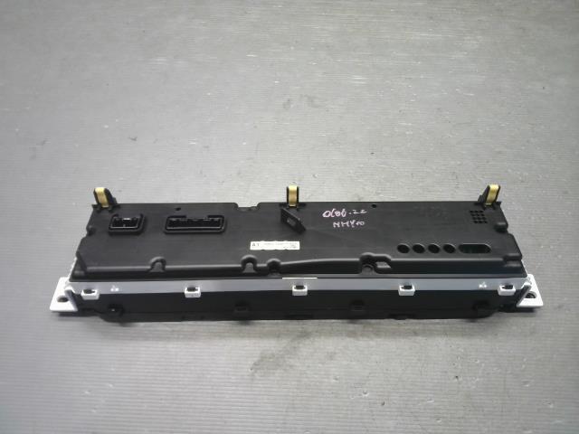 アクア DAA-NHP10 スピードメーター S スタイルブラック 83800-52Z90 同梱不可 即決品の画像6