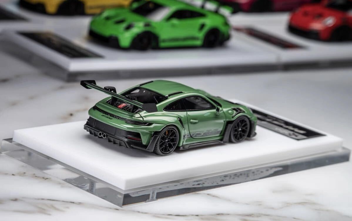 1/64 FuelMe TOPART ポルシェ　992 GT3 RS olive green オリーブグリーン_画像3