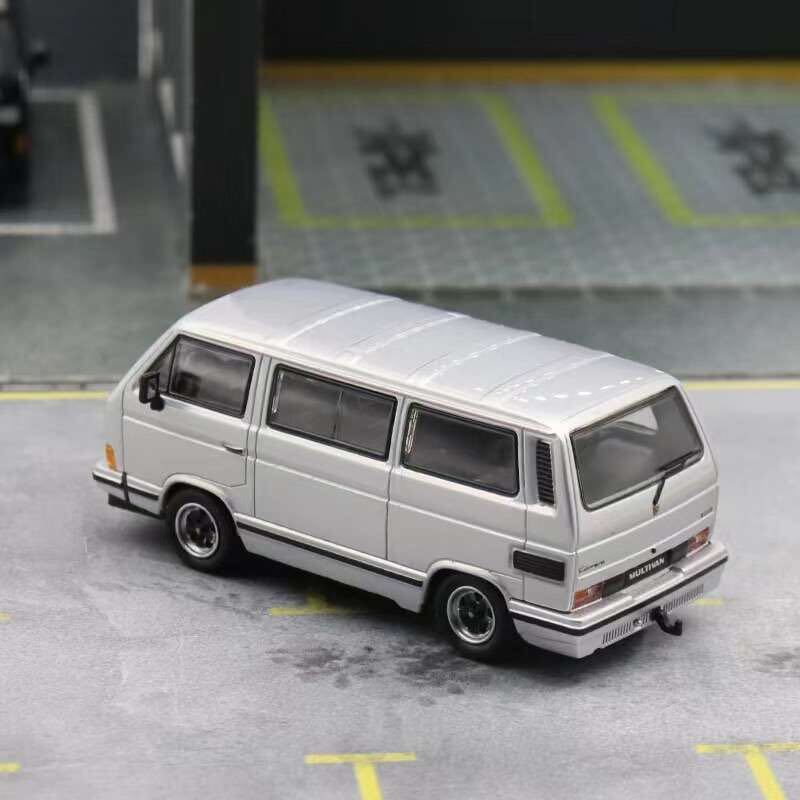 1/64 Master 1985 フォルクスワーゲン　vw T3 ローダウン　シルバー