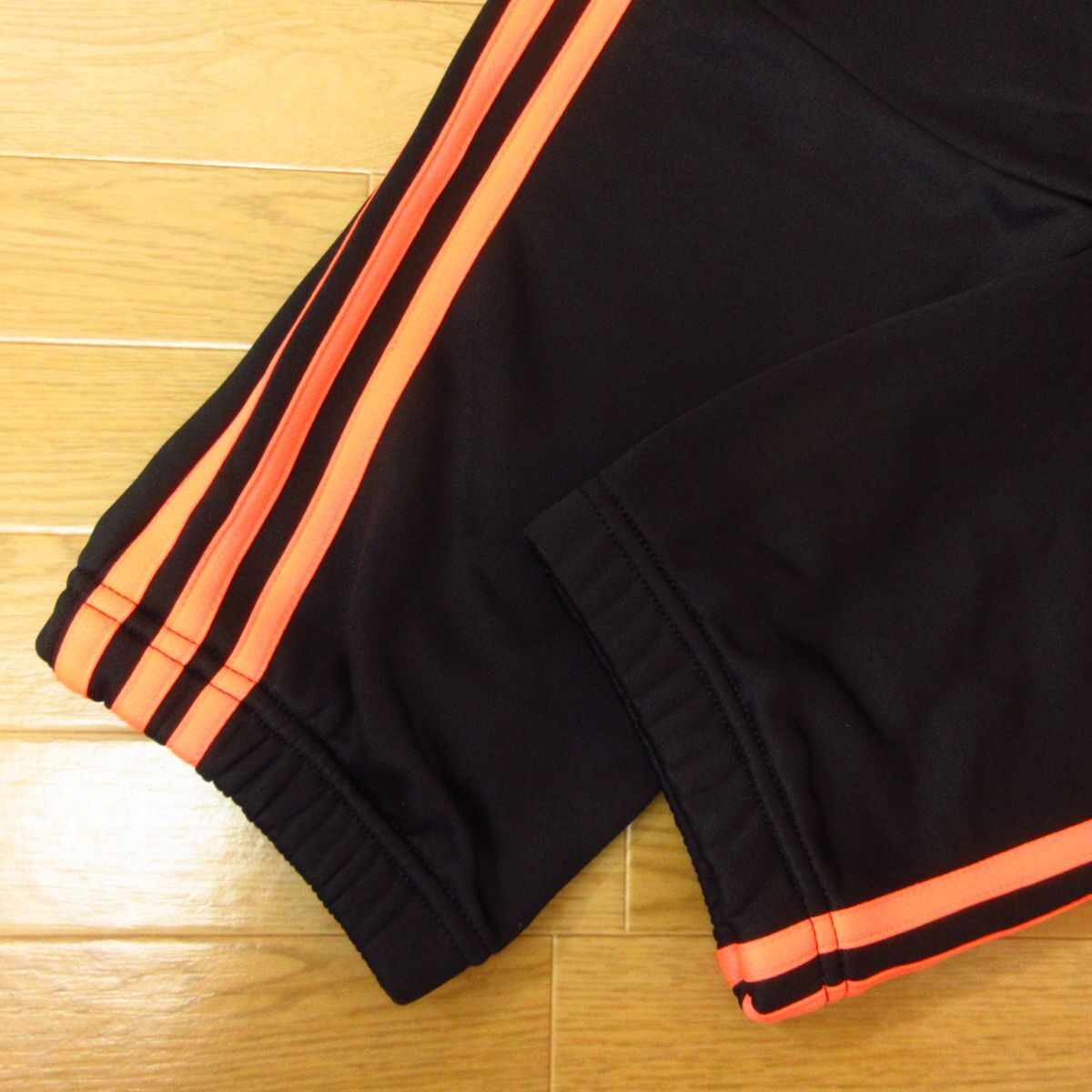 ◎美品！L 上下セット！adidas アディダス◆ウィンドジャケット&テーパードパンツ◆メンズxオレンジ◆B3737の画像8