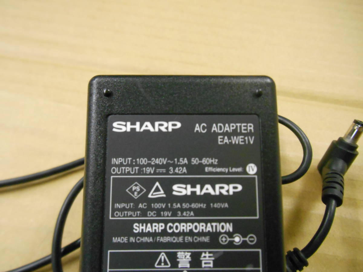 SHARP AC ADAPTER EA-WE1V INPUT:100-240V~1.5A 50-60Hz OUTPUT:19V 3.42A
