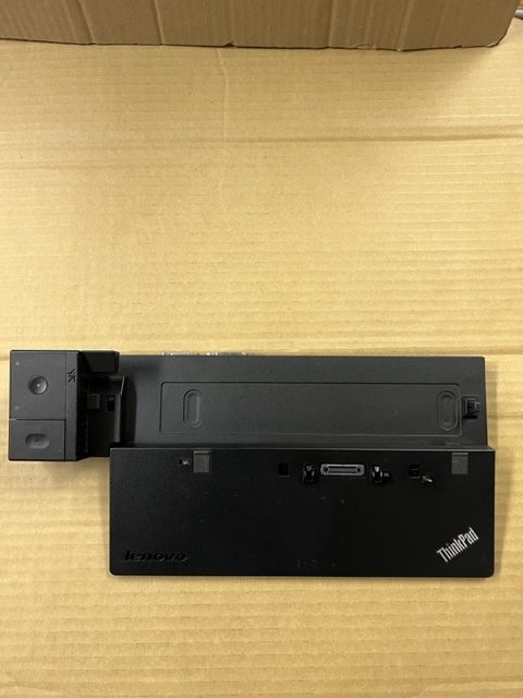 Lenovo 　ThinkPad 　UltraDock 　40A1 　ドッキングステーション　 鍵無し　（3）_画像1