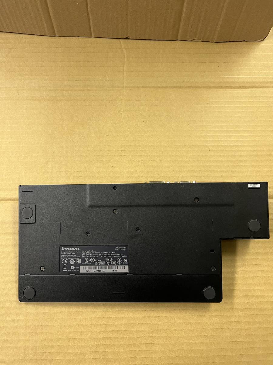 Lenovo 　ThinkPad 　UltraDock 　40A1 　ドッキングステーション　 鍵無し　（3）_画像2