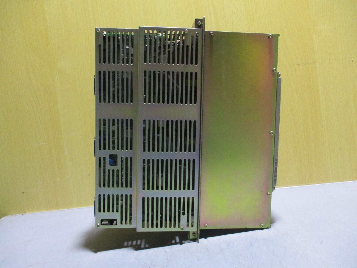 中古 YASKAWA CACR-IR 101010F C P01 A04 S/N RA6071-791A-28 (R51227NFA004)_画像6