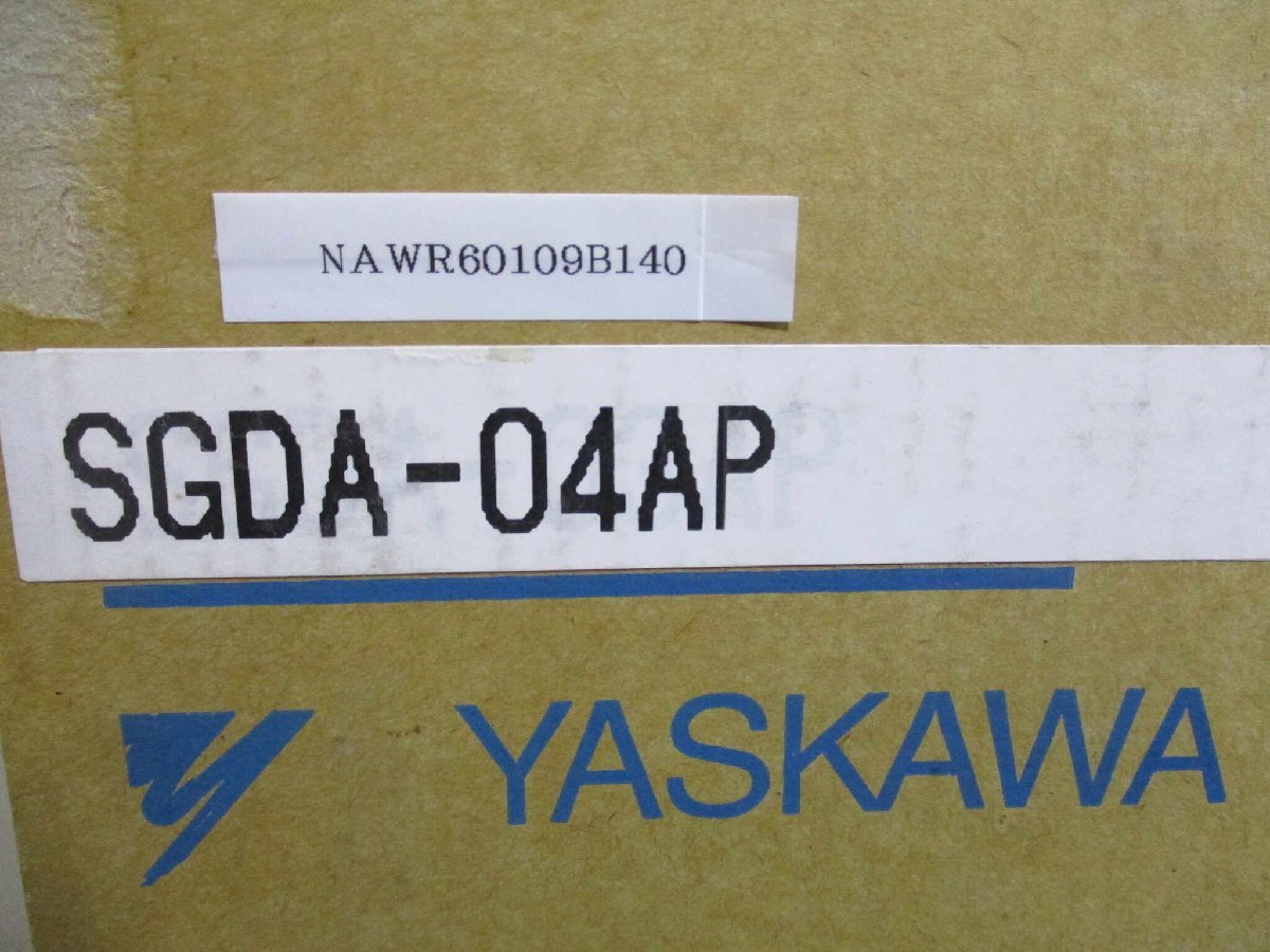 新古 YASKAWA SGDA-04AP ACサーボパック (NAWR60109B140)_画像2