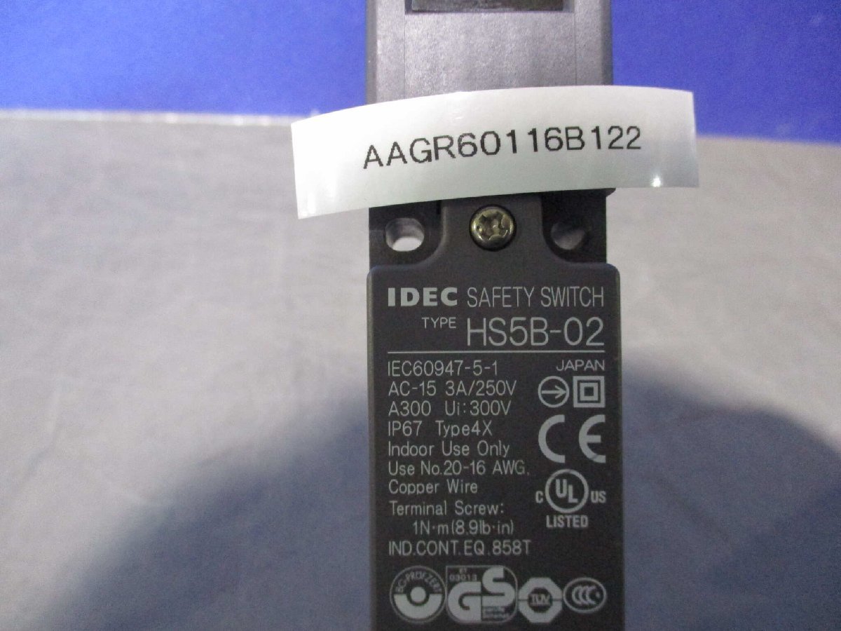 中古 IDEC HS5B-02 SAFETY SWITCH 　2個 (AAGR60116B122)_画像2