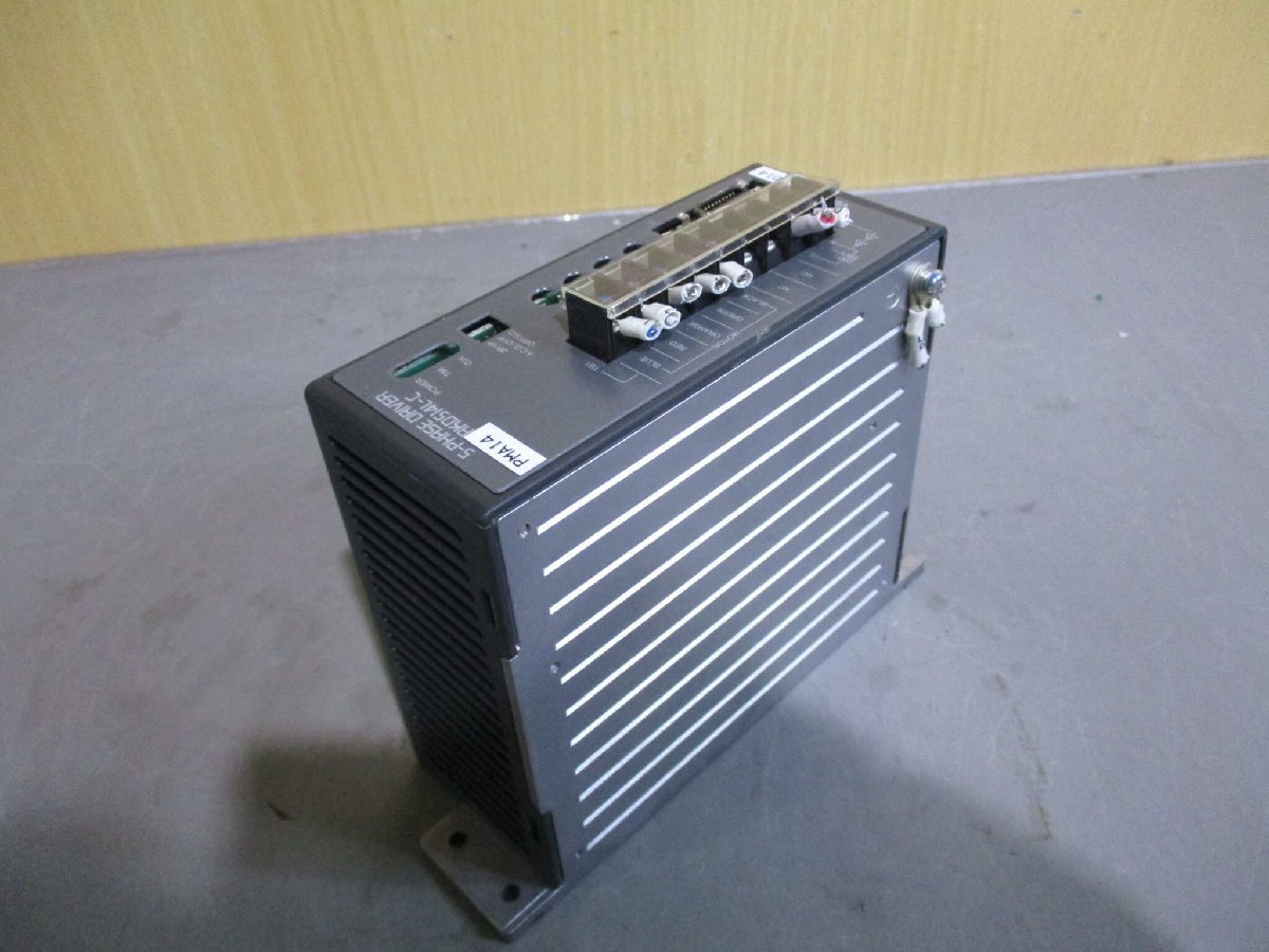 中古 ORIENTAL MOTOR RKD514L-C 5-PHASE DRIVER ステッピングモーター用ドライバ (LBFR60223C114)_画像3