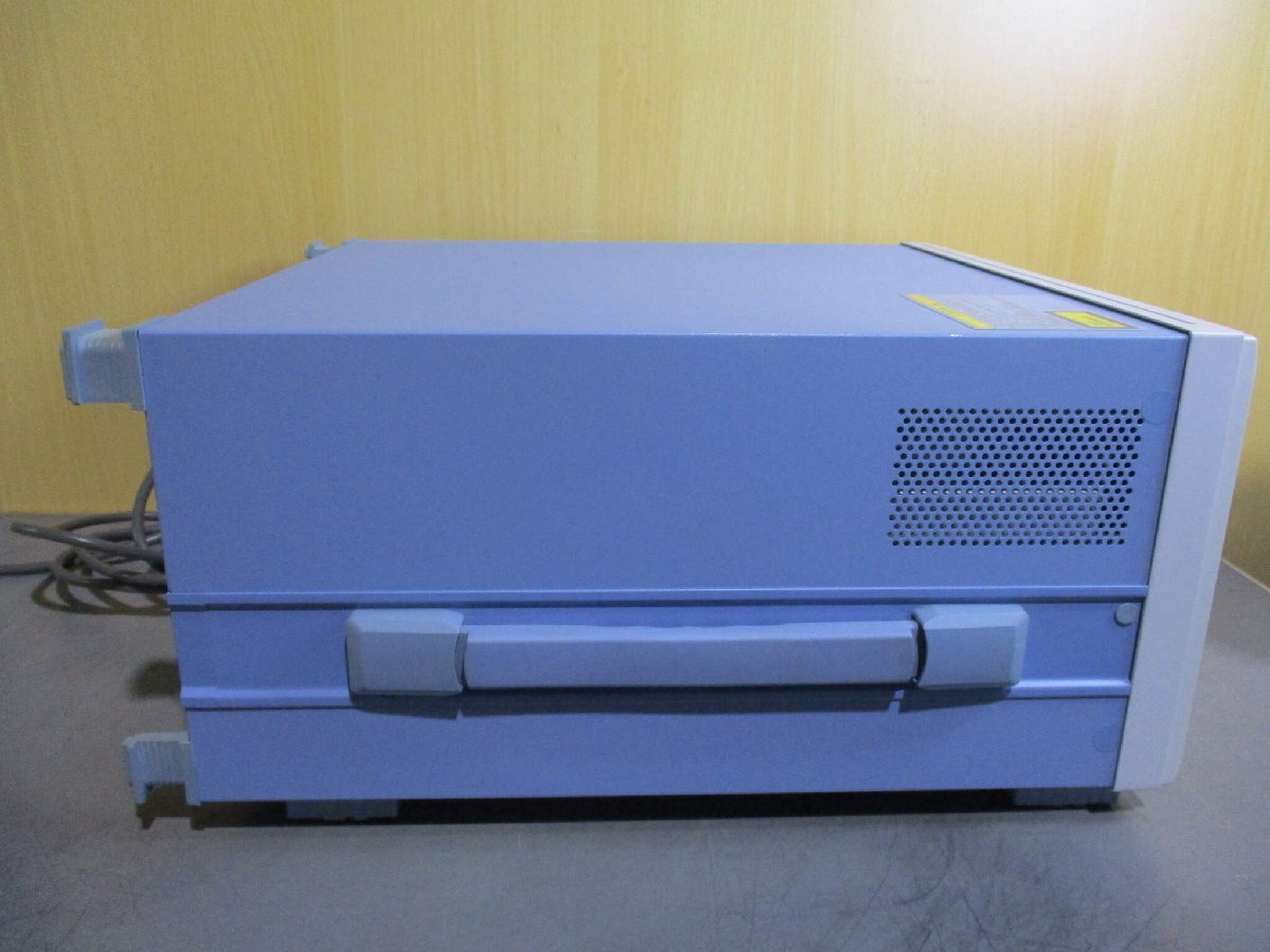 中古YOKOGAWA AQ6370B 735302-M/FC/RFC/7N OPTICAL SPECTRUM ANLYZER スペクトラムアナライザー 通電OK 送料別(HCLR60311B005)_画像3