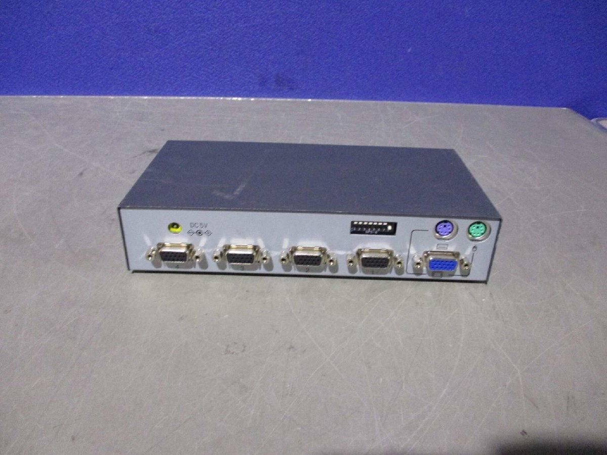 中古 FUJITSU KVM SWITCH FS-1004AT (JAUR60312C142)_画像4