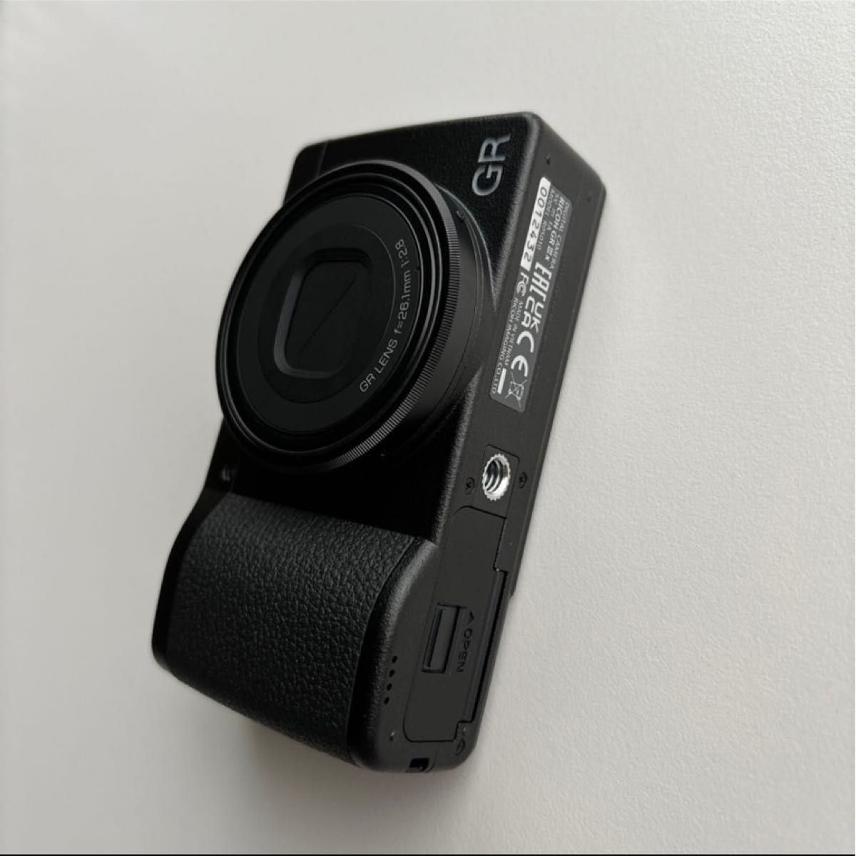 RICOH GRⅢx GR3x 付属品完備 純正バッテリー3個付き ショット数 RICOH GRⅢx GR3x 付属品完備 純正バッテリー3個付き ショット数