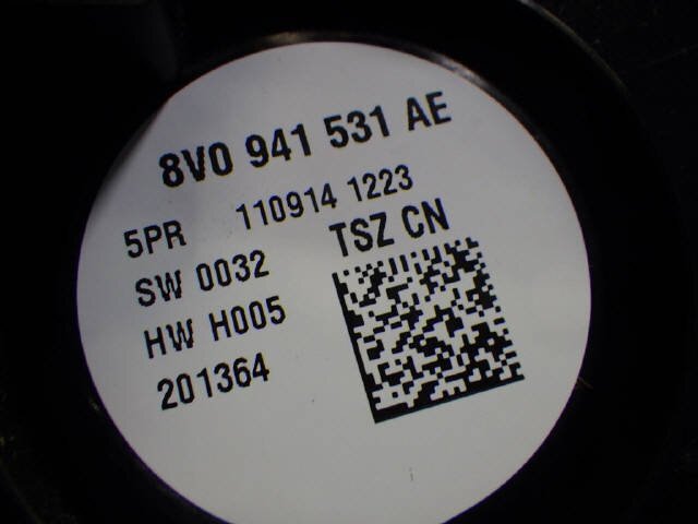 H27年 アウディ A3 セダン 1.4TFSI 8V 前期 DBA-8VCXSL ライトスイッチ 8V0941531AE [ZNo:05009451]_画像3