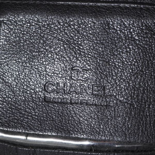 4-TA061 シャネル CHANEL フランス製 ココマーク 二つ折り レザー ウォレット 長財布 がま口 ブラック レディース_画像6