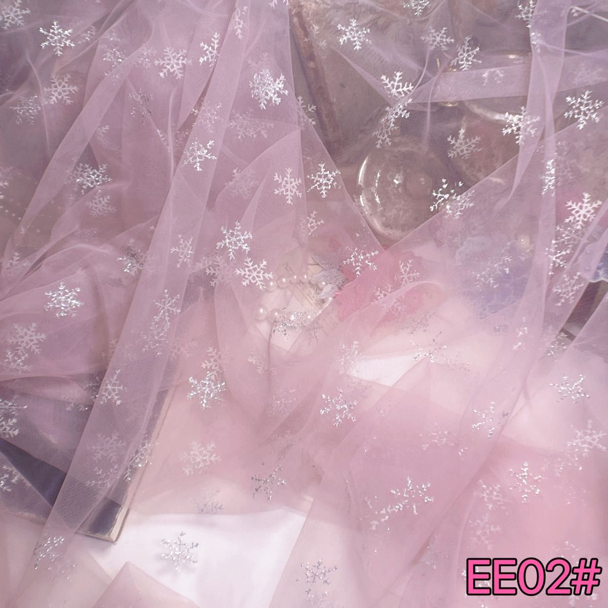 ★ 欠陥品セール★EE02# キラキラ　結晶　チュールレース　生地　材料　子供服　リカちゃん　スカート　洋服　大きめ　ペット服材料