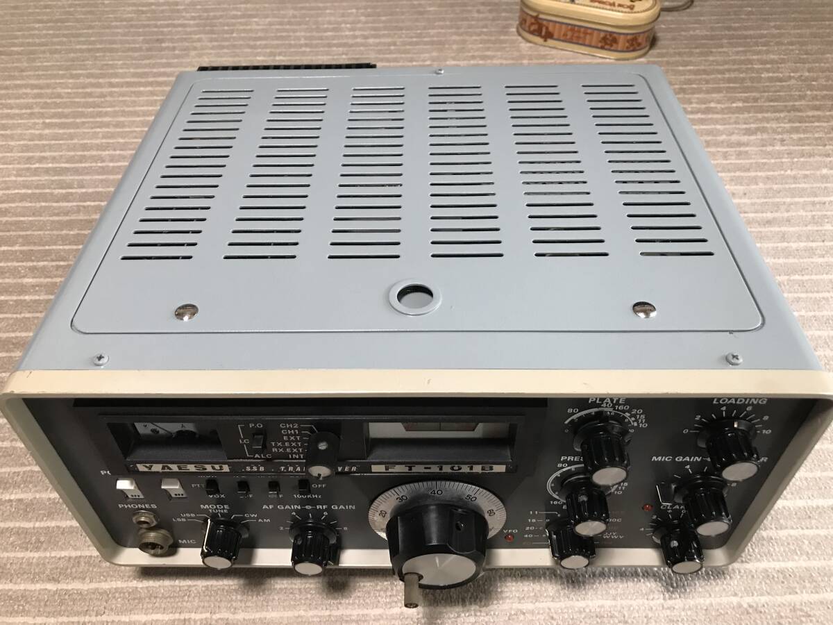 ☆YAESU ヤエス FT-101B　ハイパワー機　ジャンク☆_画像2