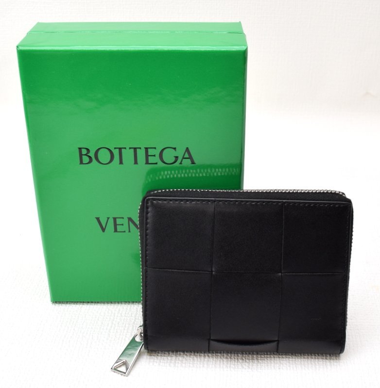 未使用品 BOTTEGA VENETA ボッテガヴェネタ 【イントレチャート カセット ジップアラウンド・ウォレット ブラック×シルバー金具】箱付き_画像1