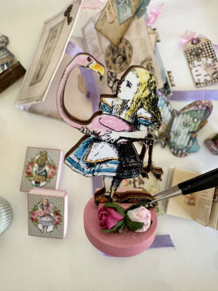 ミニチュアハンドメイド　Alice in wonderland mini art　diary　セット_画像6