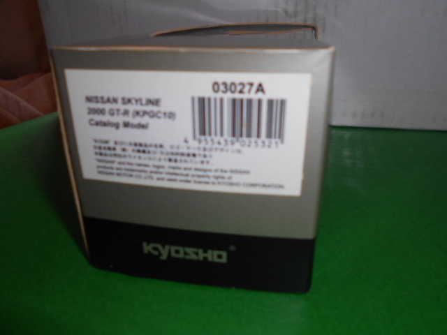 京商 1/43 スカイライン 2000 GT-R KPGC10 カタログモデル_画像7