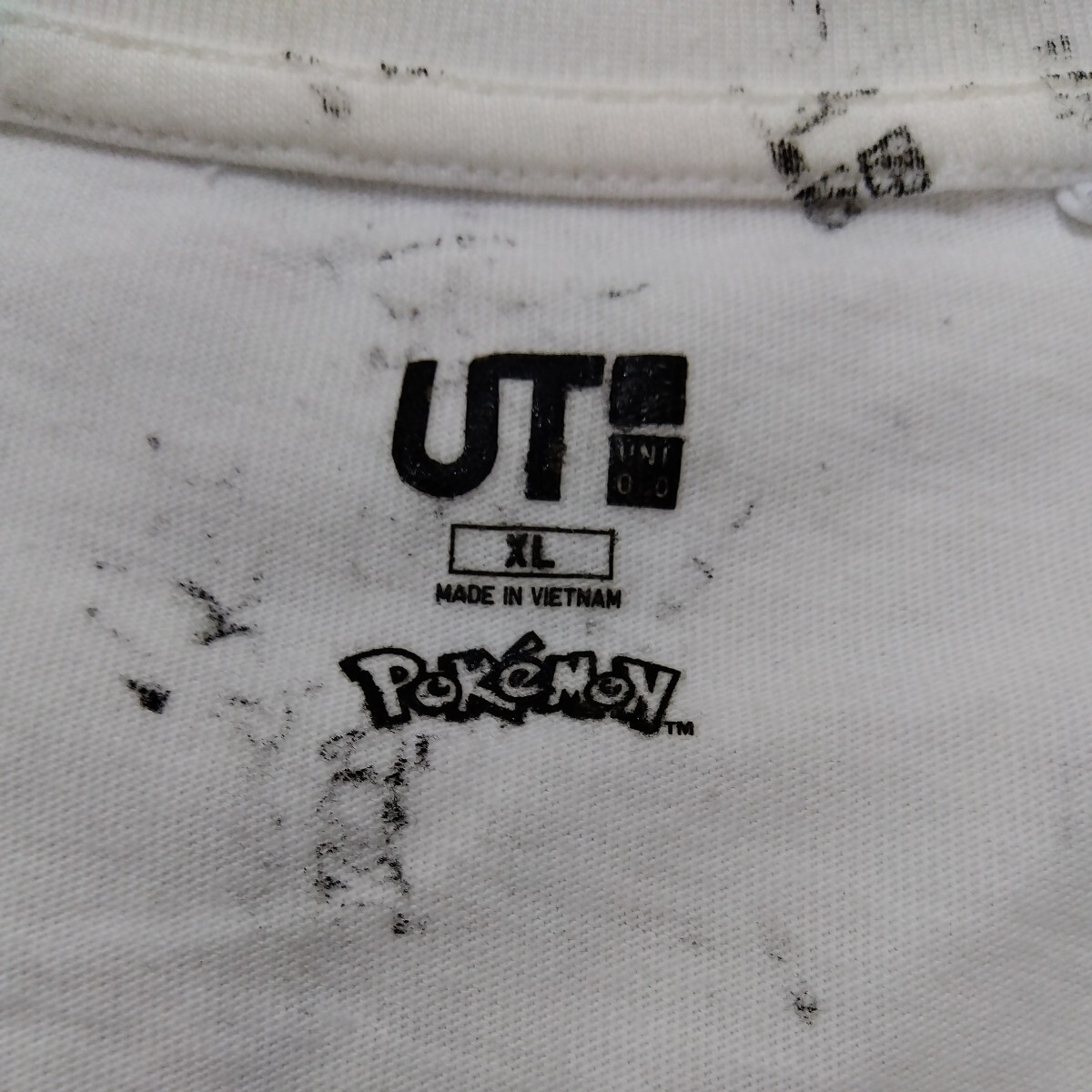 訳あり　UNIQLO　ユニクロ　UT　ポケモン　ピカチュウ　メンズ　Tシャツ　半袖Tシャツ　白　XL_画像3