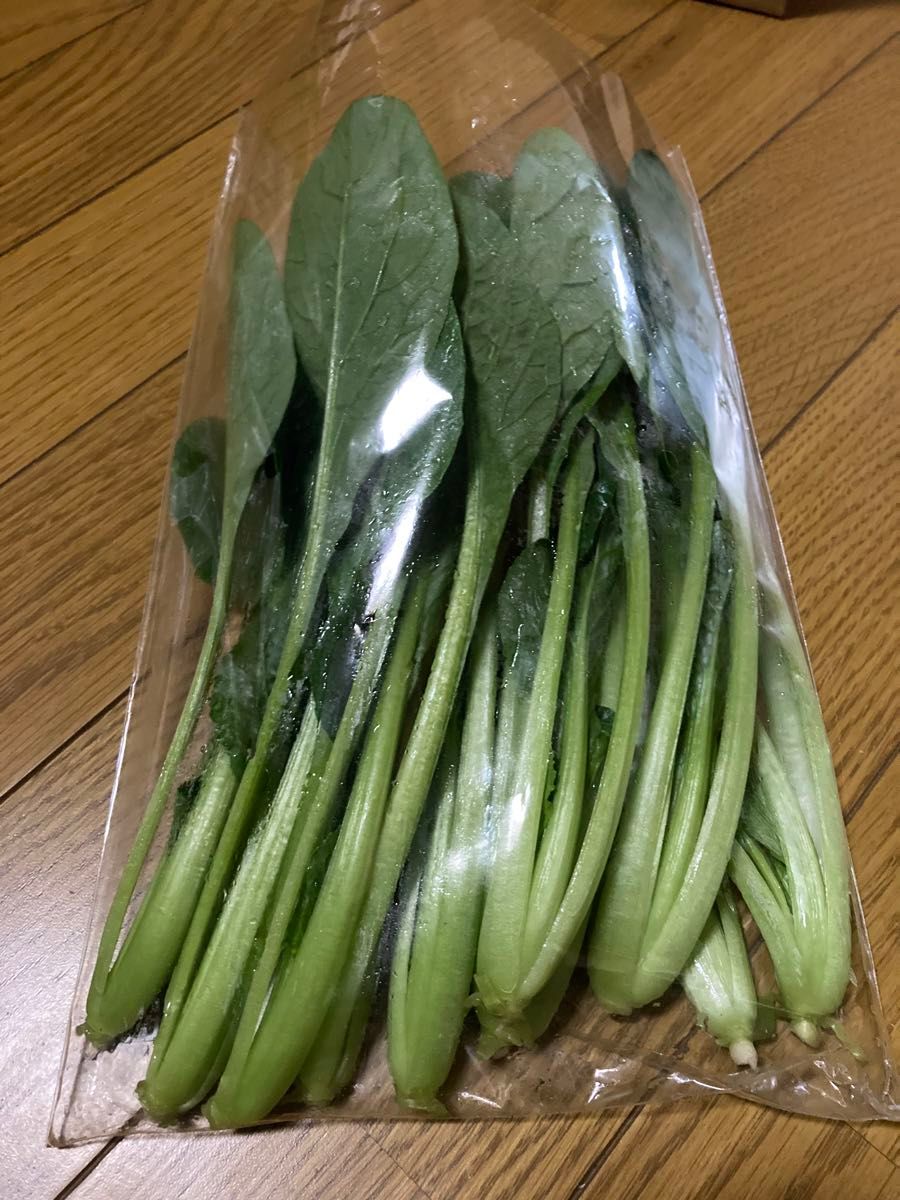 愛知県西尾市産　いちご（紅ほっぺ）入り　野菜の詰め合わせ　80サイズ