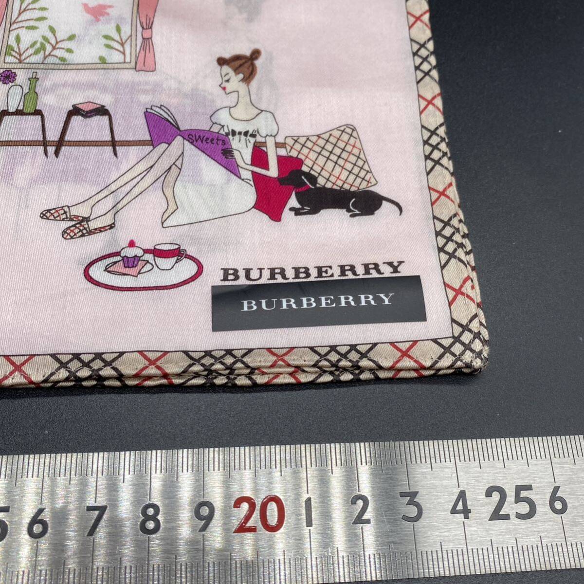 BURBERRY バーバリー ハンカチ　ピンク　ふちチェック　ピンク　カーテン　女の子　犬　ダックス　no.36　_画像2
