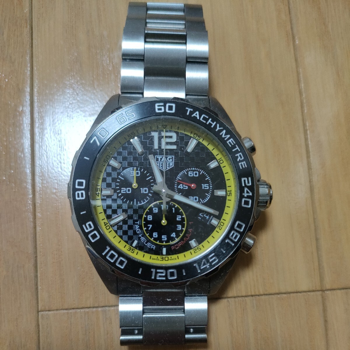 タグ ホイヤー TAG HEUER フォーミュラ1 クォーツ クロノグラフ CAZ101AC.BA0842 ブラック メンズ 腕時計 箱・保証書の画像1