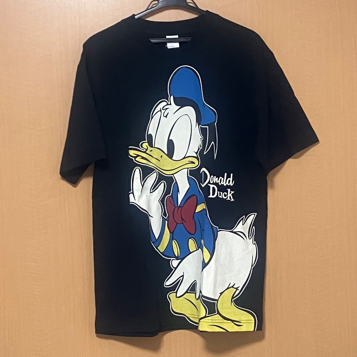 【新品タグ付き】 ディズニー　ドナルドダック　tシャツ 半袖　ライトグレー　LL ドナルド　黒　ブラック　メンズ　レディース