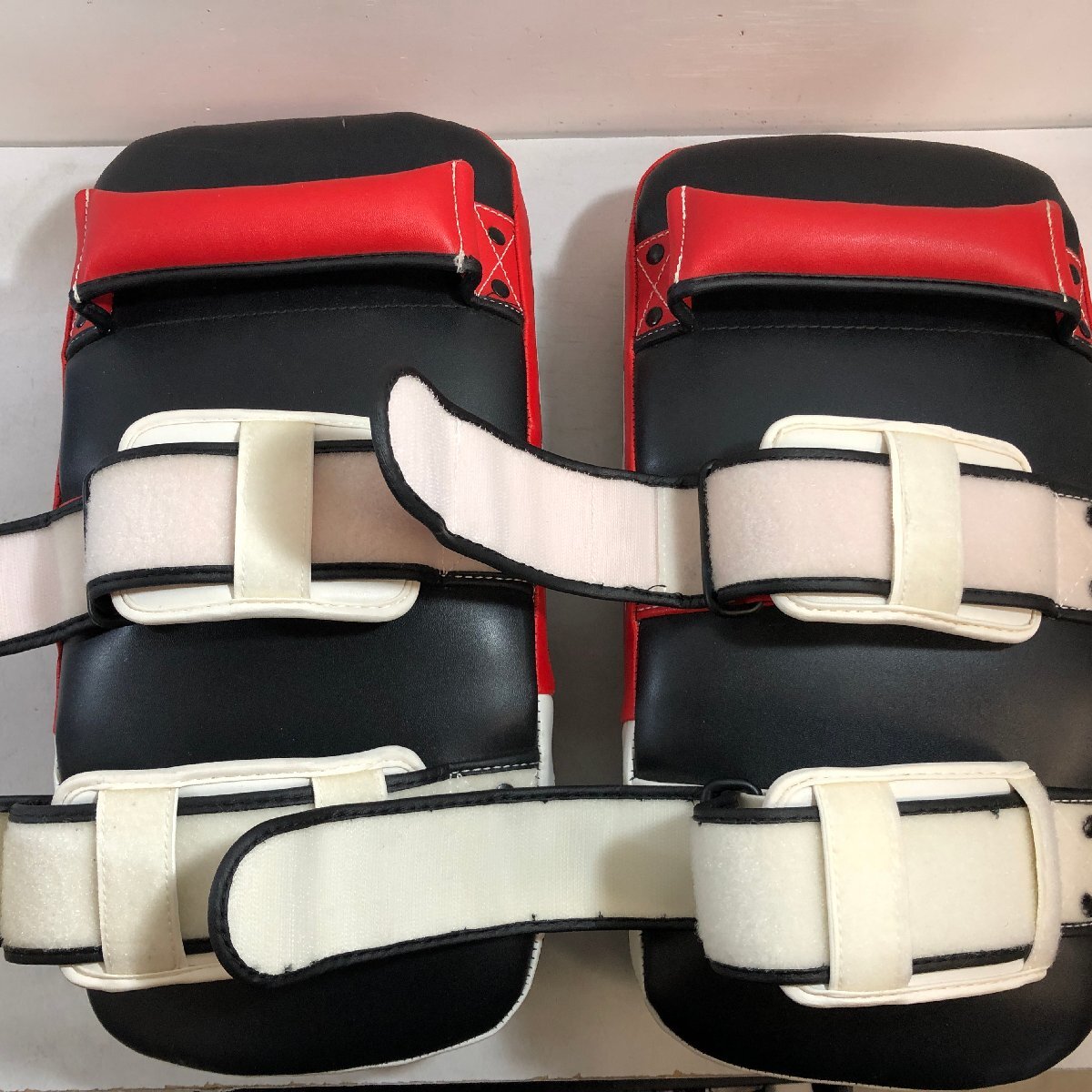 RDX GIANT INSIDEa- Rudy - X kick mitt APR T1R 2 piece / RED width 19cm thickness 8cm 1 piece 1.1kg ^