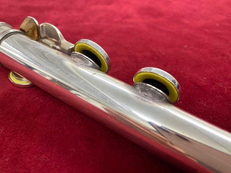 現状でのお渡し ◆ Pearl Flute Dolce PF-695 ◆ パール フルート ケース付属です♪ ジャンク品扱い_画像9