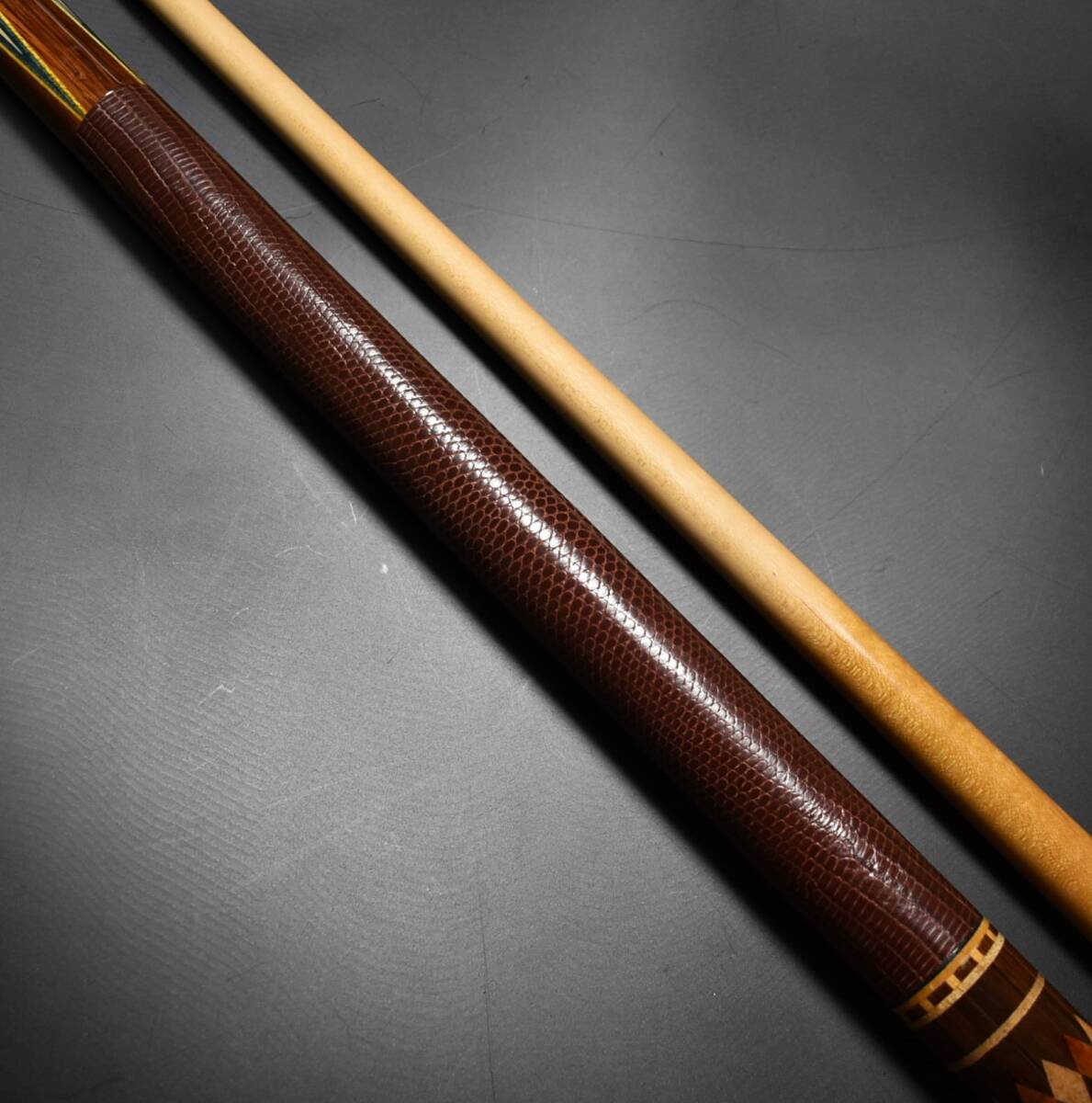 ☆LEGEND Adam cues 80' 4剣リザード本革18山ジョイント ☆LEGEND Adam cues 80' 4剣リザード本革18山ジョイント