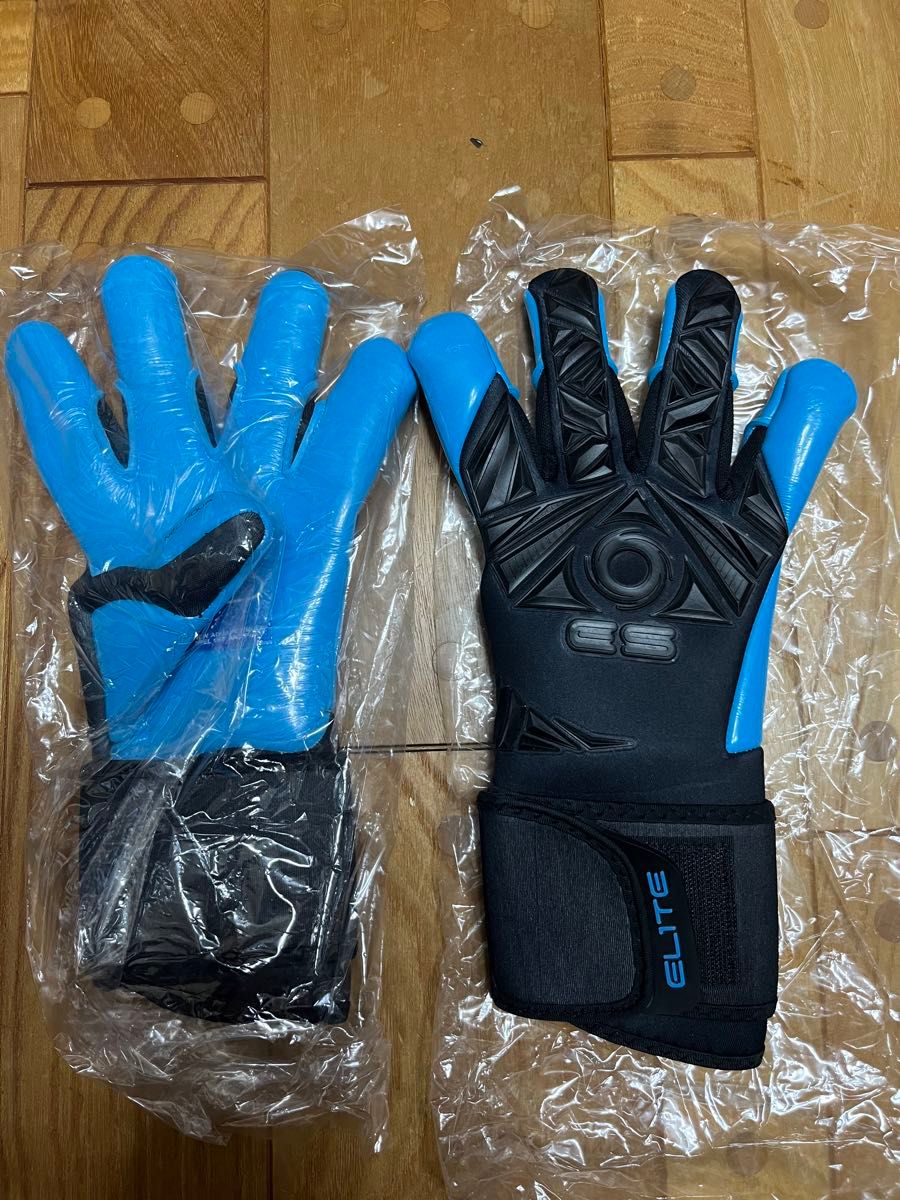 新品　ラスト1双　エリートスポーツ　キーパーグローブ　NEO AQUA  8号