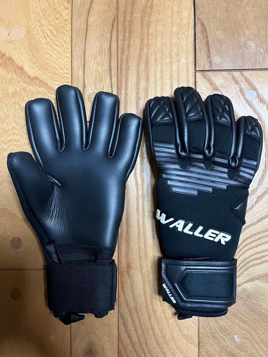 優先配送 新品 特価 WALLER キーパーグローブ WALLER-1 8号