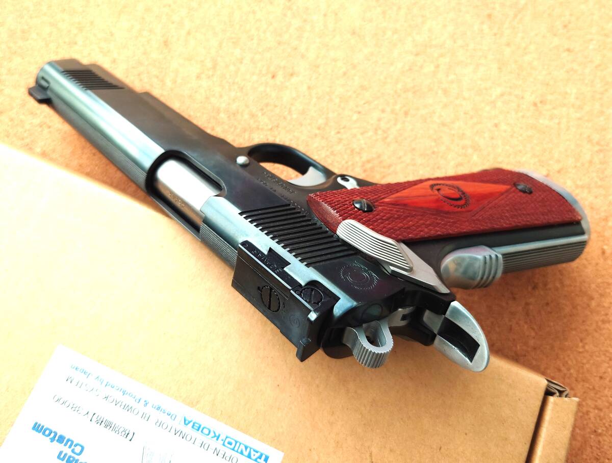 taniokoba Champion custom blue wing wooden grip attaching HW model gun 
